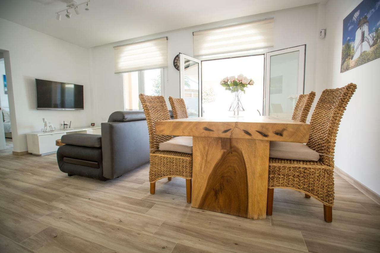 Villa Jandia Modern New Apartment Morro Jable Private Heated Pool Big Terrace And Parking Exteriör bild